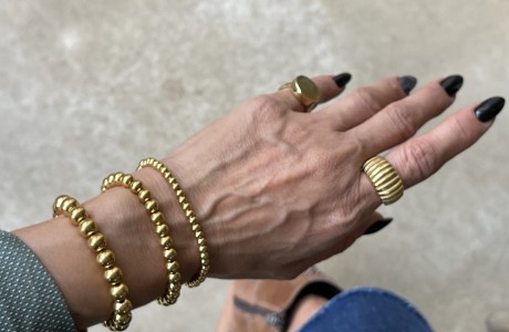 צמיד חרוזים סטיינלס סטיל בציפוי זהב