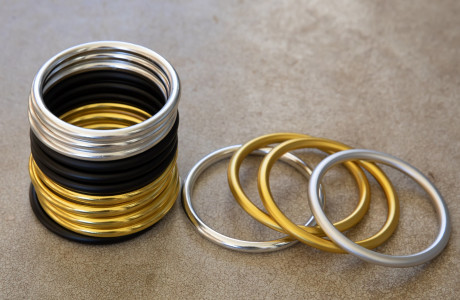 צמידי חישוק