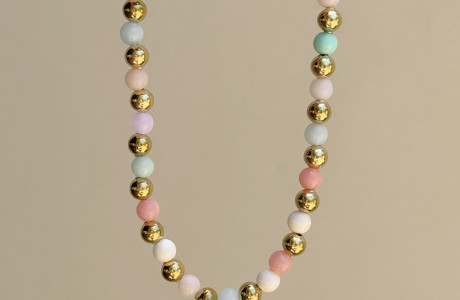 new! Shell necklace with perfect hematite beads
