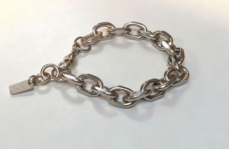 צמיד לולאות מעוגלות וישרות