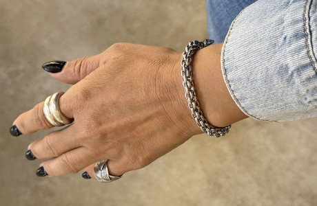 חדש! הצמיד המעוגל הקלוע מבפנים אלגנטי מבחוץ