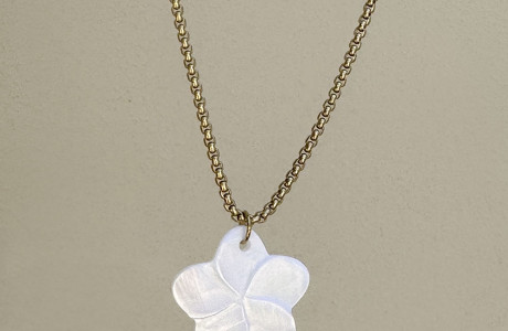 שרשרת צדף פרח  קבוצה סודית !