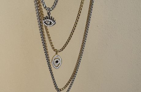 new! Large brace chain, both the chain and the brace ;)