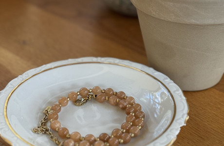 שרשרת אבני ג'ייד בגוון אדמה