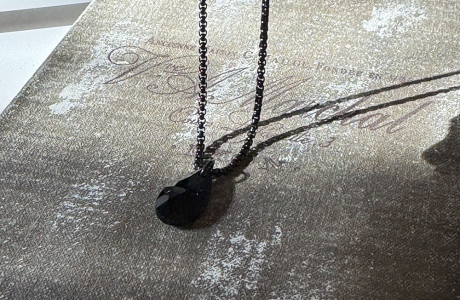 שרשרת טיפה שחורה
