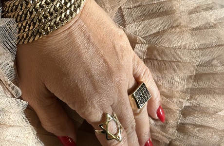 New! Layered bracelet with a layer of black crystals and love