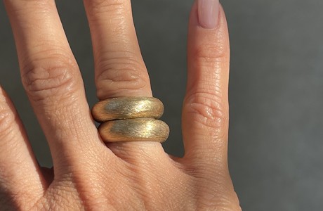 טבעת עגולות ומוברשות מעלללפות בבראס