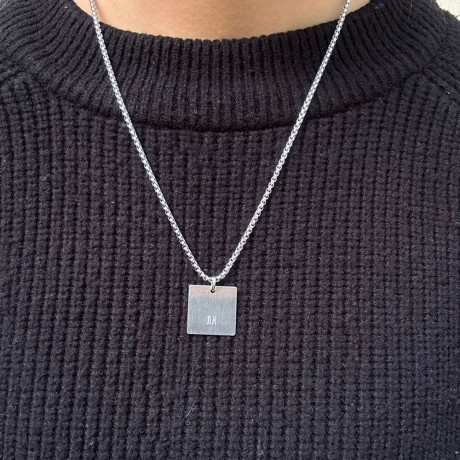 שרשרת השראה מעוגלת וזורמת