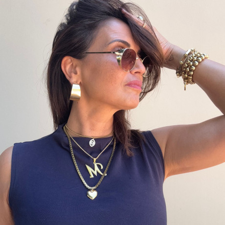 שרשרת אות M גדולה בציפוי זהב