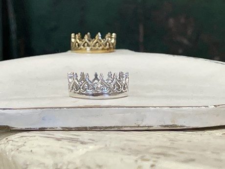 לבחירתך טבעת כתר כסף 925 או טבעת בראס מאיה אהרוני תכשיטים