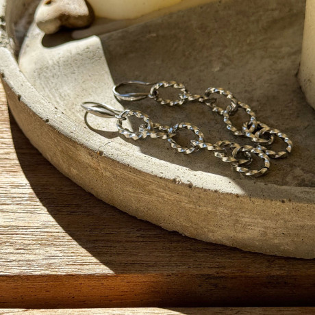 זוג עגילי לולאות מסובבות מושלמים 6 לולאות