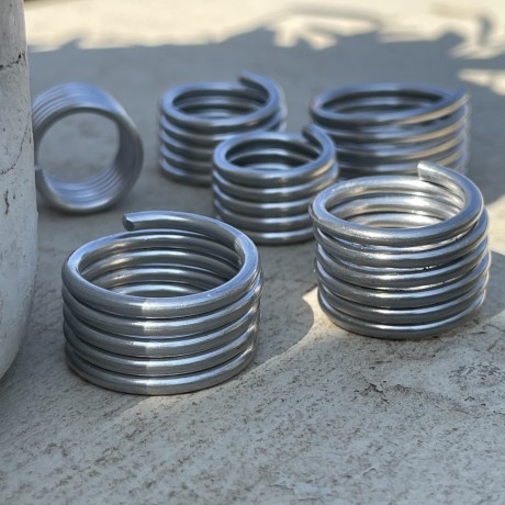 טבעת מלופפת עמידה במים בכל המידות מאיה אהרוני 