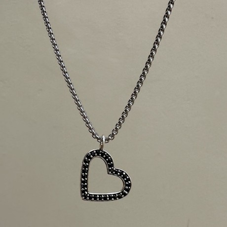 לב משובץ, מאיה אהרוני תכשיטים