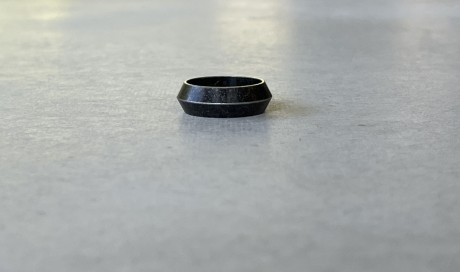 טבעת מושחרת עמידה במים מאיה אהרוני תכשיטים